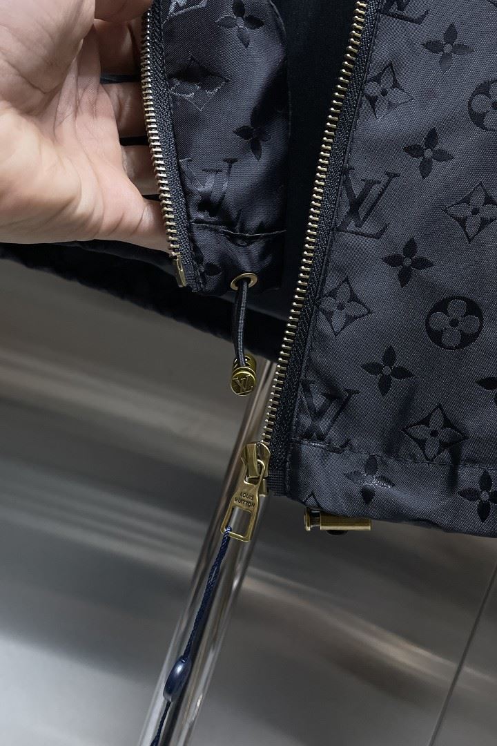 Louis Vuitton Outwear